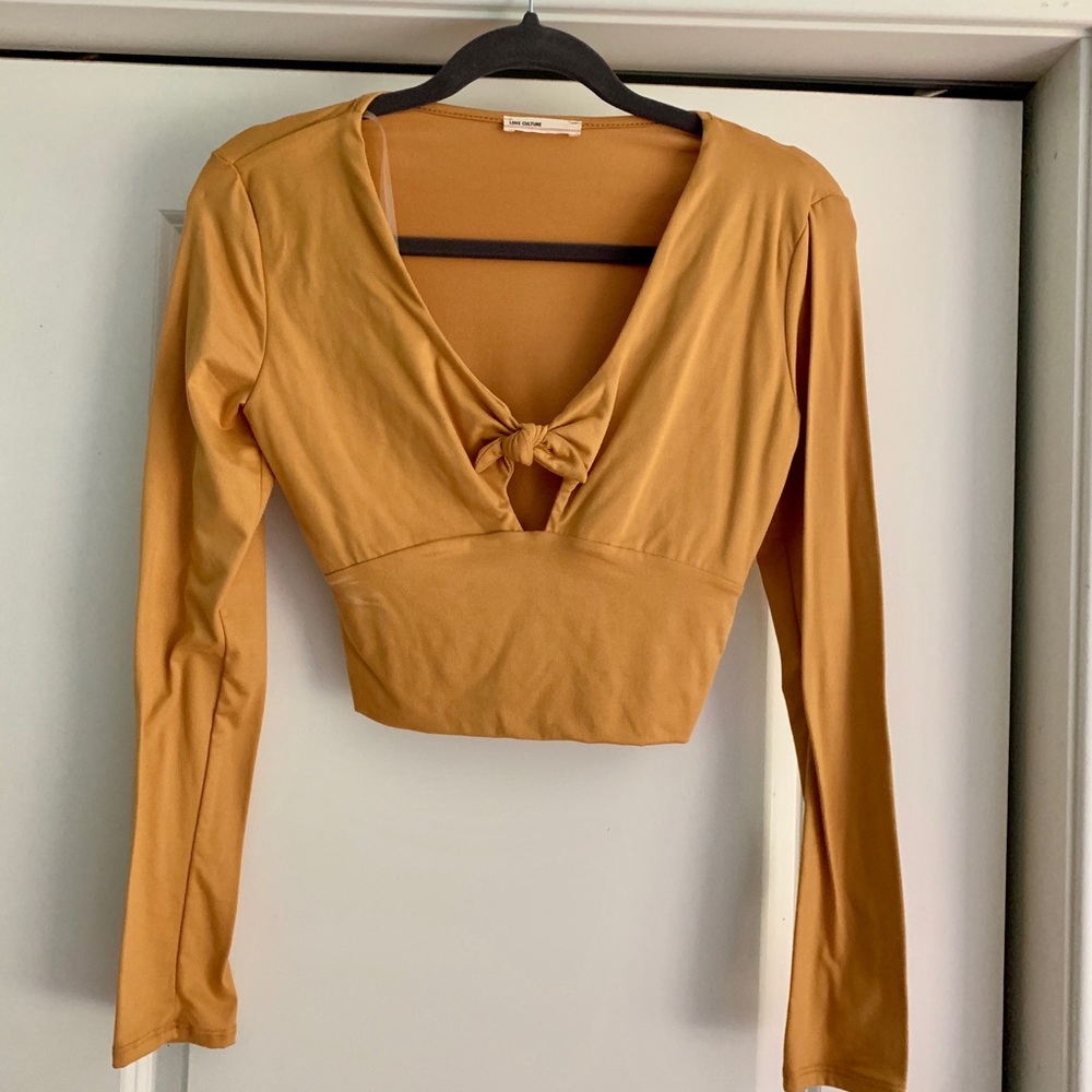 Crop top